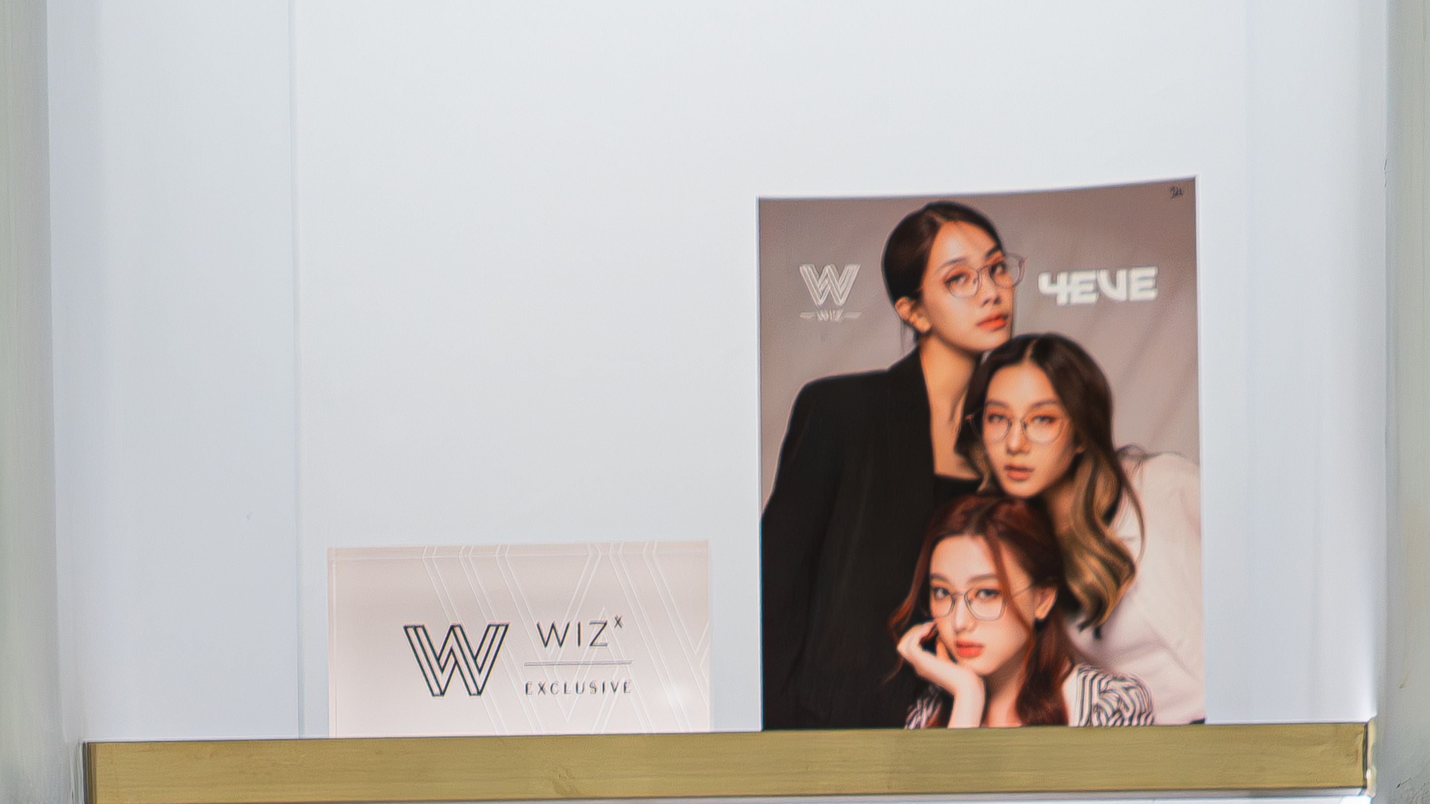 WIZ_Brand_Corner_at_store