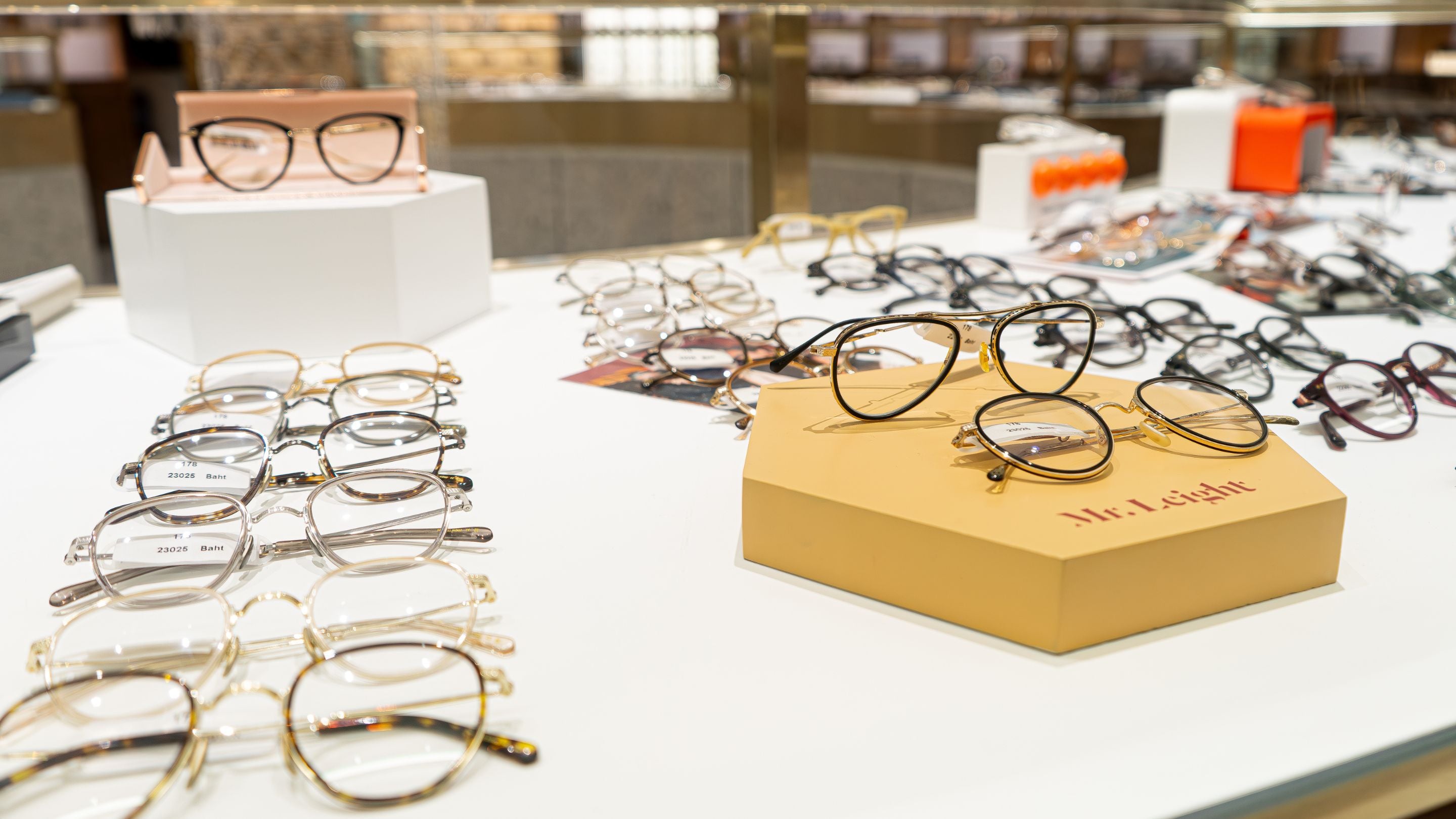 Mr.Leight_Brand-Corner-at-store